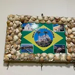 Amarelo House